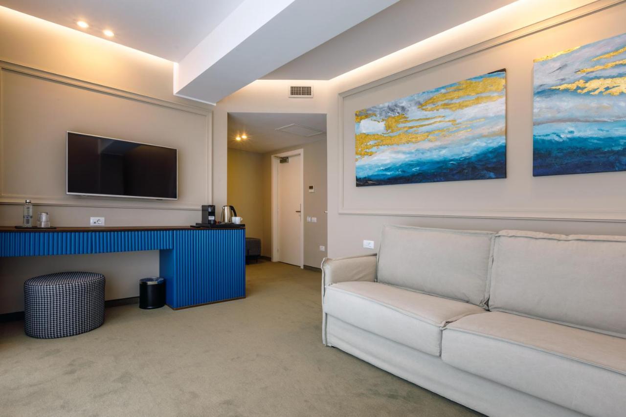Onal Boutique Hotelier Mamaia Ngoại thất bức ảnh